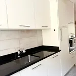 Snowball, Modern, Cosy, Matterhorn Views Апартаменти *