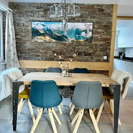 Snowball, Modern, Cosy, Matterhorn Views Apartment Zermatt