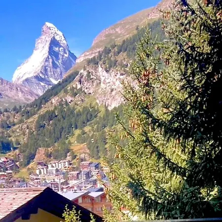 Snowball, Modern, Cosy, Matterhorn Views アパート