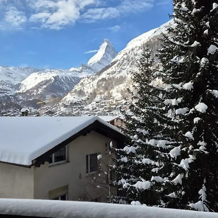 Snowball, Modern, Cosy, Matterhorn Views ツェルマット